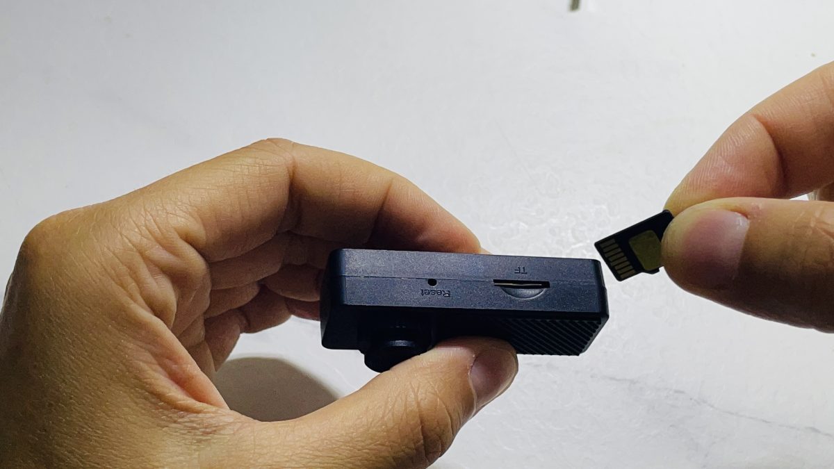 Attention au sens d'insertion