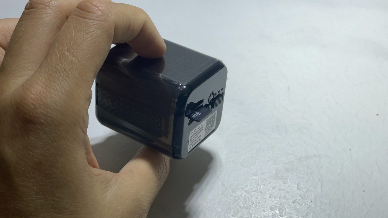 Enfoncez-la jusqu'à entendre le clic